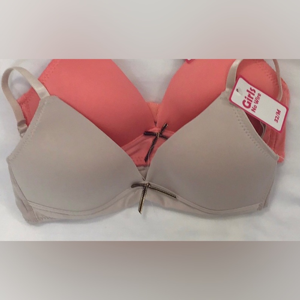 Girls size 32 bras